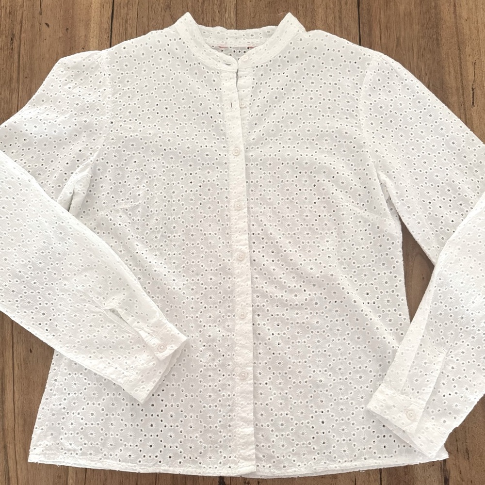 White Eyelet Cotton Blouse – Long Sleeve, Feminine & Airy, XS-S